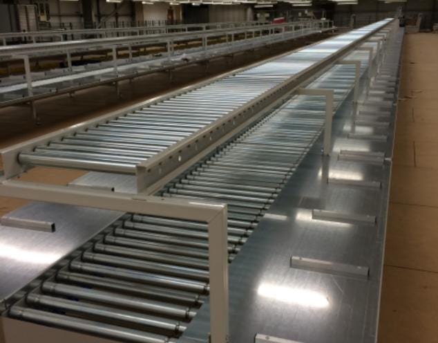 Long roller conveyor systems